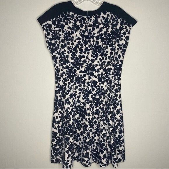Michael Kors Black White Floral Pleated Business Casual Career Dress 10 - Picture 5 of 11
